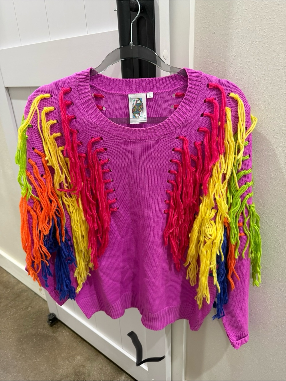 QUEEN OF SPARKLES Fuchsia Sweater with Multicolor Fringe - Picture 1 of 1